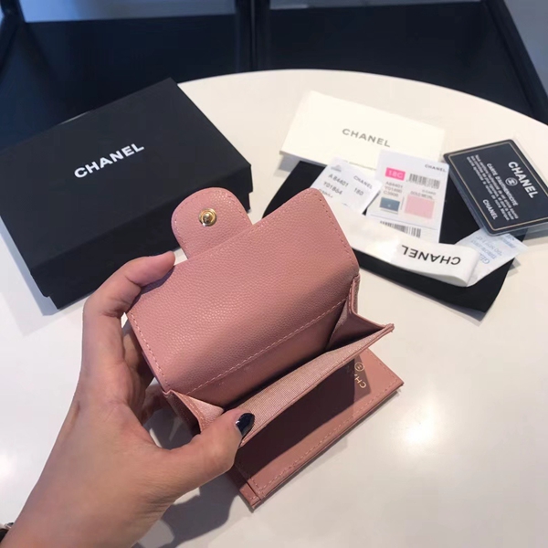 シャネル財布全体デザイン